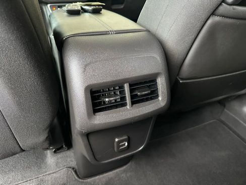 Used 2022 GMC Terrain SLE FWD image 20