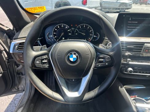Used 2018 BMW 530i xDrive w/ Premium Package AWD/4WD image 20
