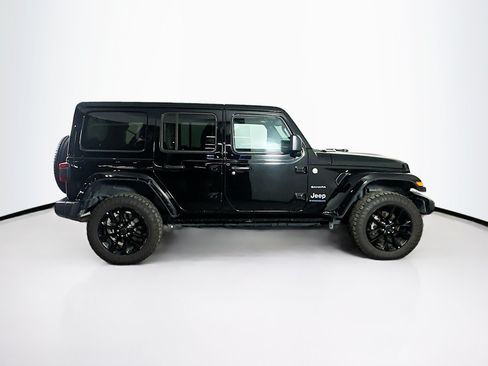Used 2024 Jeep Wrangler Unlimited Sahara AWD/4WD image 10
