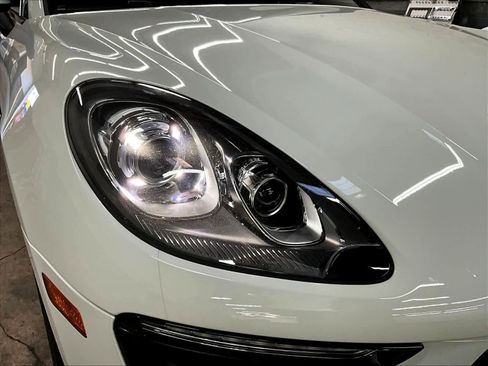 Used 2016 Porsche Macan S image 29