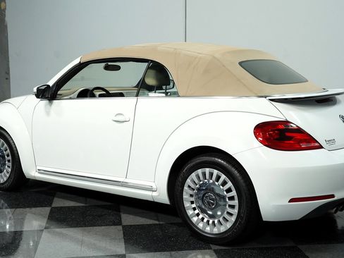 Used 2014 Volkswagen Beetle 1.8T image 7