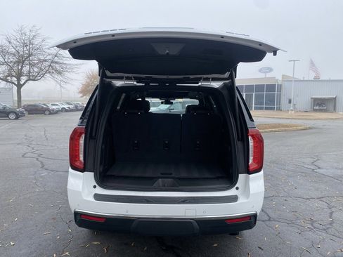 Used 2022 GMC Yukon SLT image 9