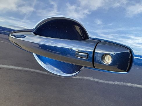 Used 2025 Nissan Rogue Platinum w/ Platinum Premium Package image 9