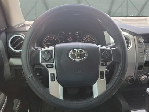 Used 2019 Toyota Tundra SR5 w/ SR5 Upgrade Package AWD/4WD image 19