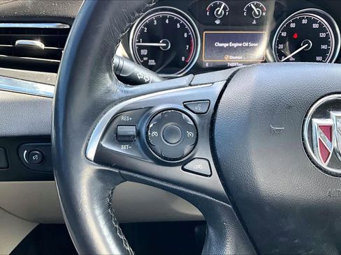 Used 2021 Buick Enclave Essence w/ Sound and Sites Package image 21