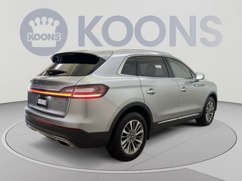 Used 2021 Lincoln Nautilus Reserve FWD image 8