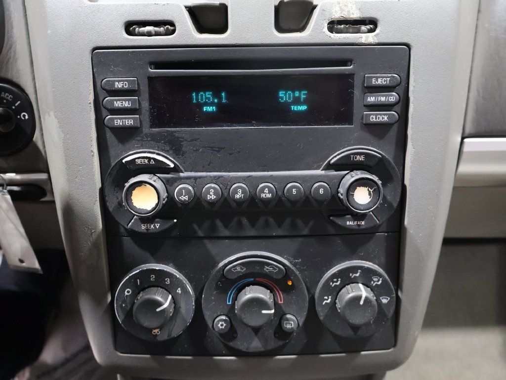 Used 2005 Chevrolet Malibu V6 w/ Preferred Equipment Group FWD image 9