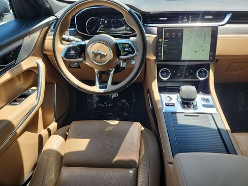 Used 2023 Jaguar F-PACE S AWD/4WD image 4