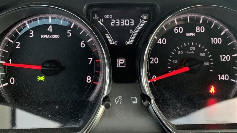 Used 2018 Nissan Versa SV FWD image 15