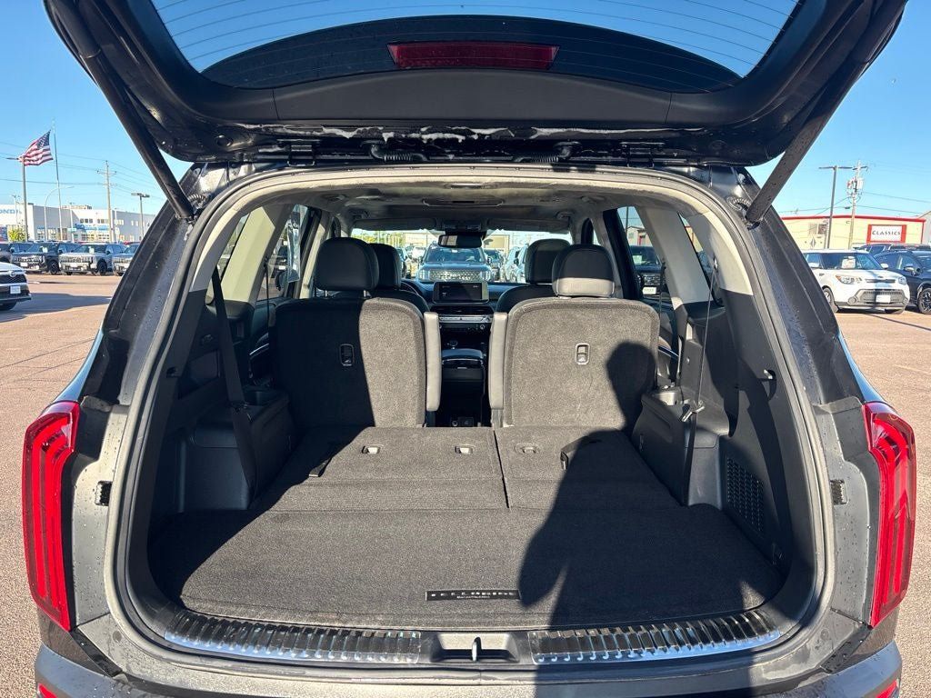 Used 2021 Kia Telluride SX w/ SX Prestige Package AWD/4WD image 31