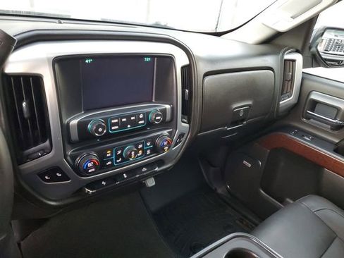 Used 2017 GMC Sierra 1500 SLT w/ SLT Premium Package image 27