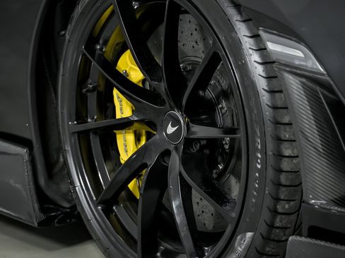 Used 2019 McLaren 720S Luxury image 5