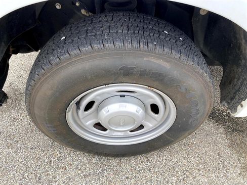 Used 2010 Ford F250 XLT image 11