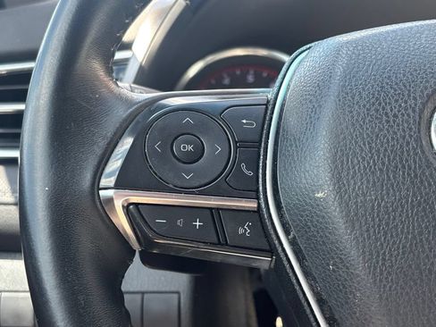Used 2018 Toyota Camry XSE FWD image 22