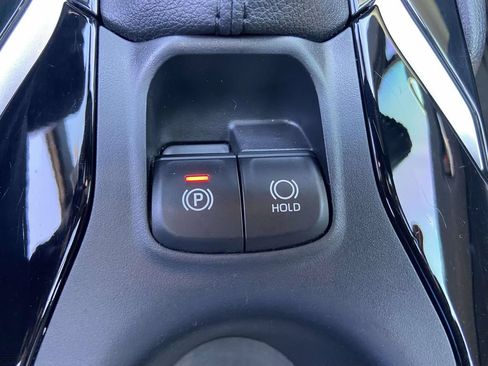 Used 2025 Toyota Corolla Cross AWD Hybrid w/ Convenience Package image 27