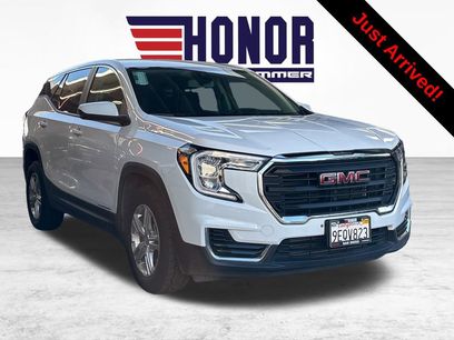 Used 2024 GMC Terrain SLE