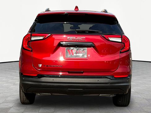 Used 2023 GMC Terrain SLT w/ Elevation Edition FWD image 5