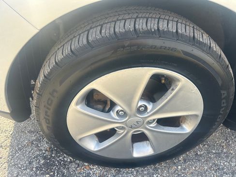 Used 2016 Kia Soul image 20