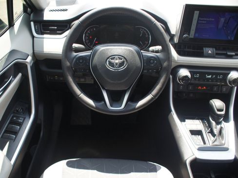 Used 2024 Toyota RAV4 XLE w/ Convenience Package FWD image 5