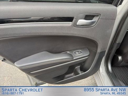 Used 2018 Chrysler 300 S w/ 300S Premium Group 2 AWD/4WD image 10