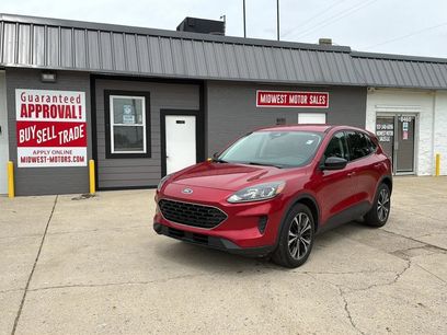 Used 2021 Ford Escape SE w/ SE Sport Appearance Package