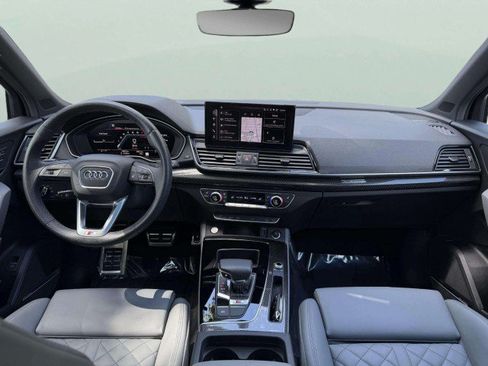 Certified 2025 Audi SQ5 Premium Plus w/ Premium Plus Package AWD/4WD image 9