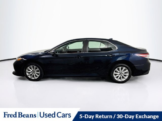 Used 2020 Toyota Camry LE FWD image 5