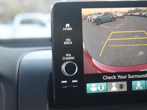 Used 2025 Honda Pilot Black Edition image 29