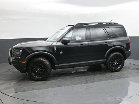 New 2025 Ford Bronco Sport Outer Banks w/ Sasquatch Outer Banks Package AWD/4WD image 2