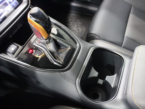 Used 2025 Subaru Outback Wilderness AWD/4WD image 16