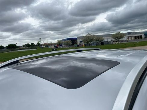 Used 2020 Mercedes-Benz GLE 350 4MATIC image 7