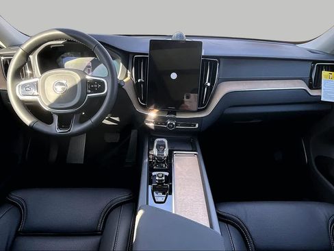 New 2026 Volvo XC60 B5 Ultra w/ Protection Package Premier AWD/4WD image 7