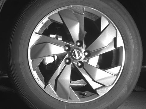 Used 2025 Nissan Rogue SV FWD image 12