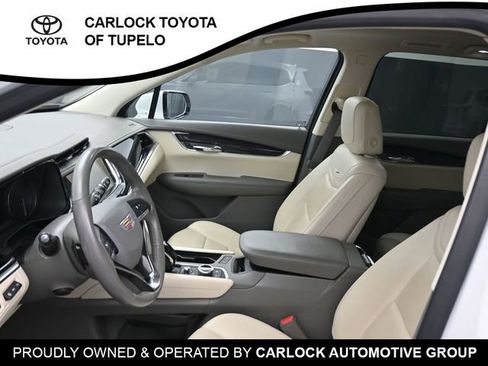 Used 2022 Cadillac XT6 Premium Luxury w/ Technology Package image 11