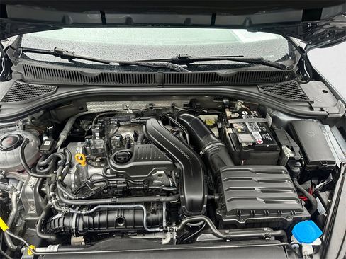 Used 2023 Volkswagen Jetta SE image 14