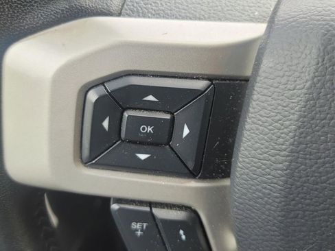 Used 2022 Ford F250 Lariat w/ Tremor Off-Road Package AWD/4WD image 28