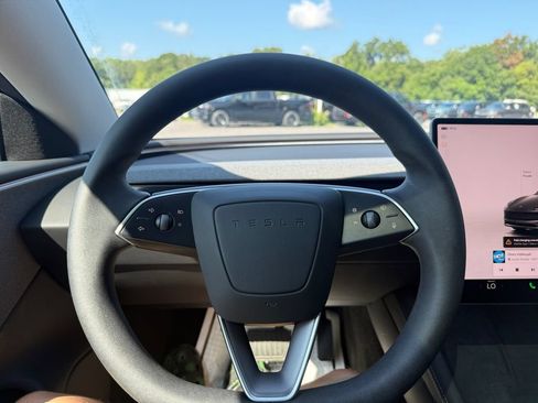 Used 2025 Tesla Model 3 Long Range RWD image 19