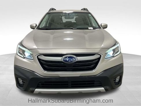 Used 2020 Subaru Outback Limited image 7