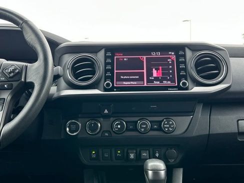 Used 2020 Toyota Tacoma TRD Sport w/ Technology Package AWD/4WD image 20