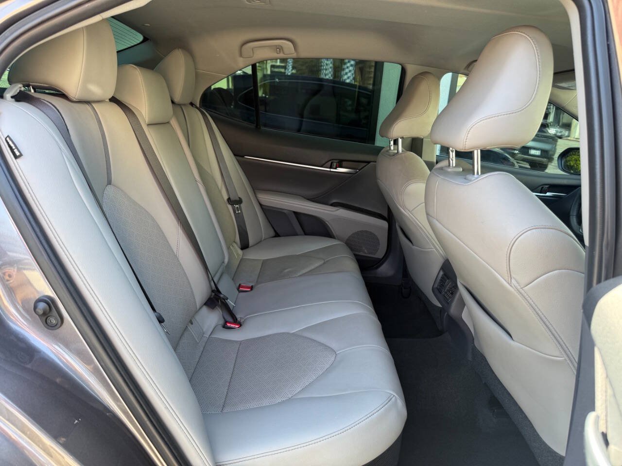 Used 2021 Toyota Camry XSE FWD image 34