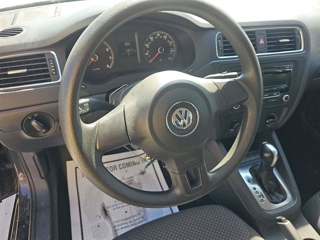 Used 2013 Volkswagen Jetta Sedan FWD image 10
