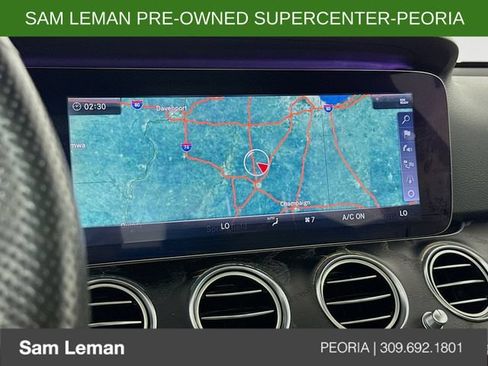 Used 2018 Mercedes-Benz E 300 4MATIC image 13