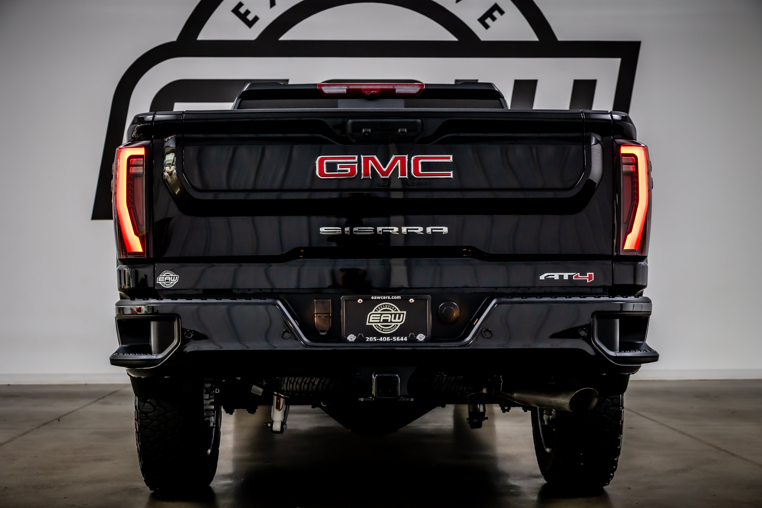 Used 2026 GMC Sierra 2500 AT4 w/ AT4 Premium Plus Package AWD/4WD image 11