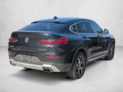 Used 2023 BMW X4 xDrive30i w/ Premium Package AWD/4WD image 5