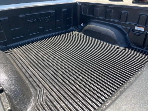 Used 2024 RAM 1500 Warlock AWD/4WD image 9