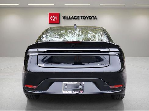 New 2026 Toyota Prius Plug-In Hybrid FWD image 4