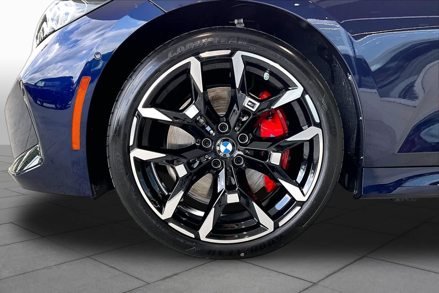 New 2026 BMW 330i Sedan w/ M Sport Package RWD image 11