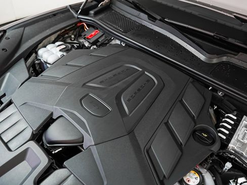 New 2026 Porsche Cayenne E-Hybrid Coupe image 12