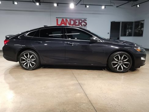 Used 2022 Chevrolet Malibu RS FWD image 8