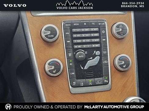 Used 2017 Volvo XC60 T5 Inscription w/ Advanced Package image 20